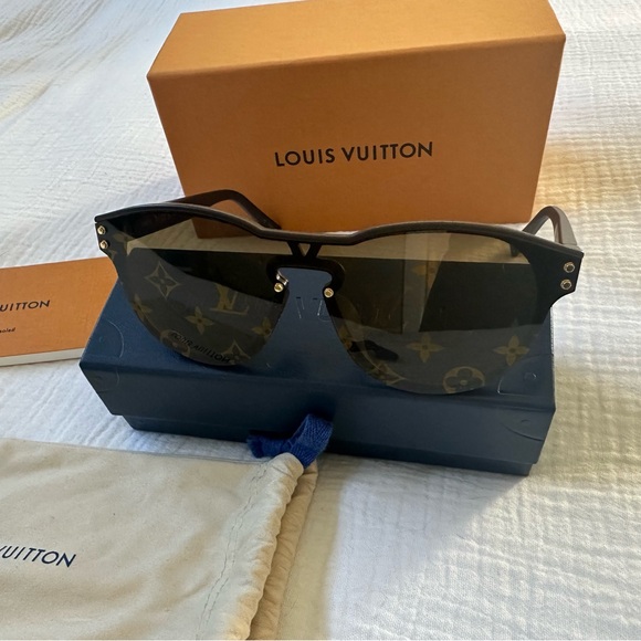 Louis Vuitton LV Waimea Sunglasses - Picture 4 of 9